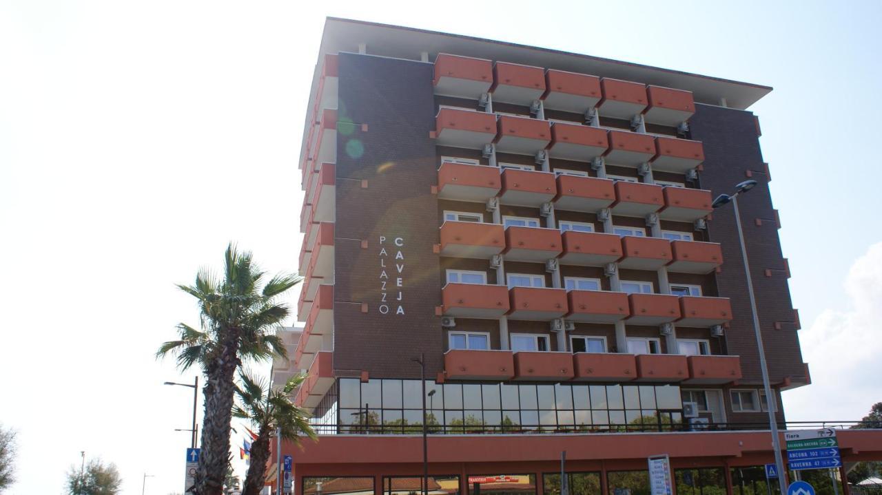 Hotel Palazzo Caveja Rimini Exteriör bild