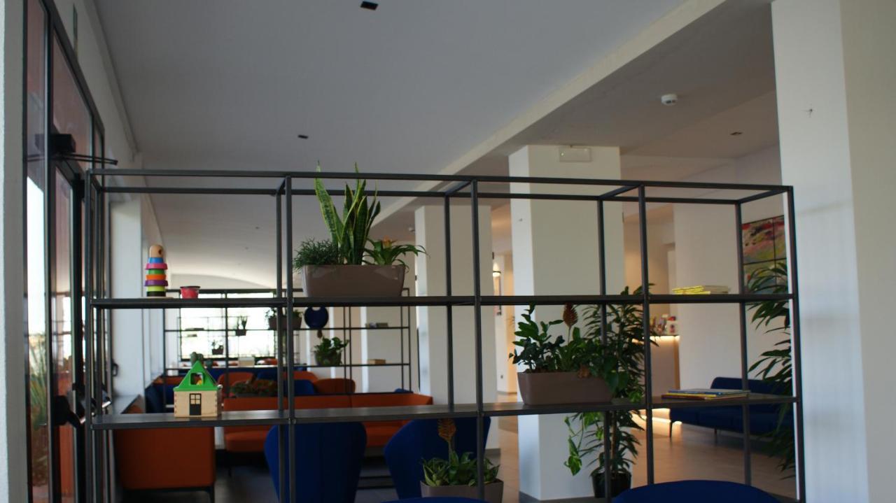 Hotel Palazzo Caveja Rimini Exteriör bild