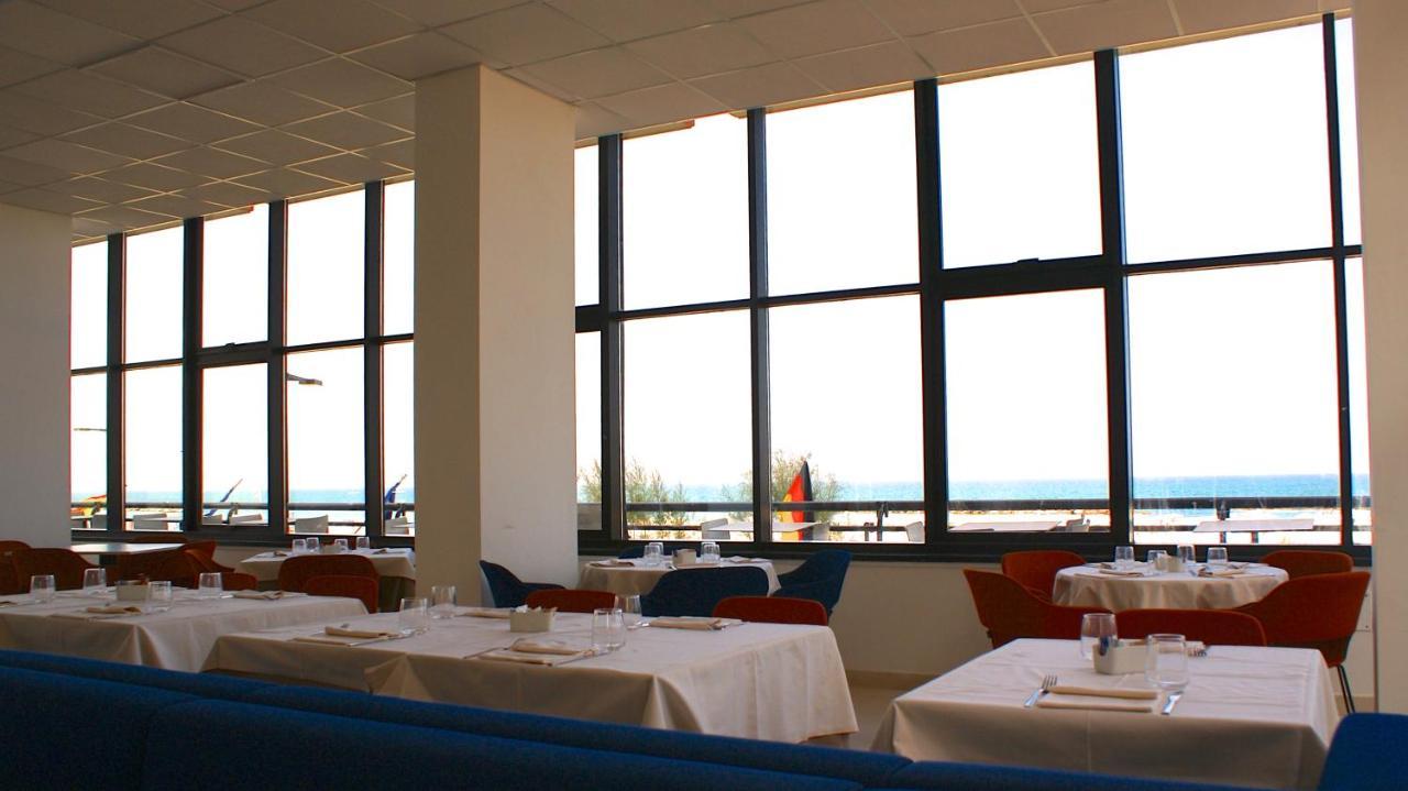 Hotel Palazzo Caveja Rimini Exteriör bild